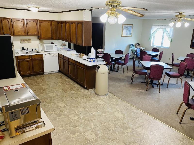 Family Budget Inn Bethany image 1