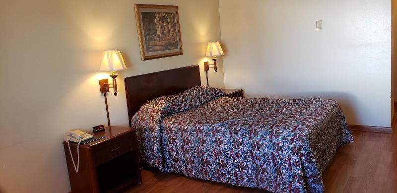Family Budget Inn Bethany image 9