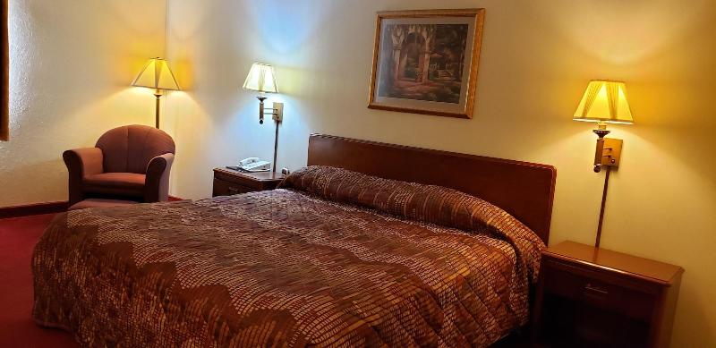 Family Budget Inn Bethany image 7