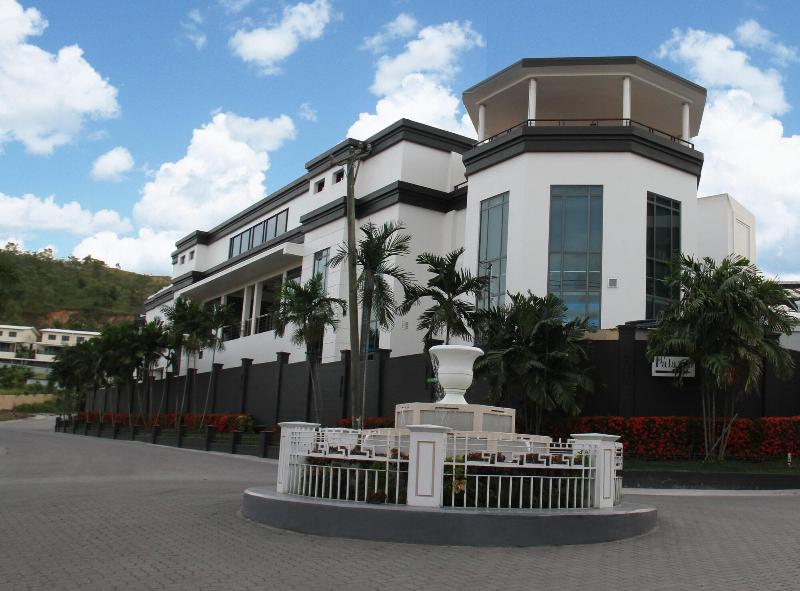 Lamana Hotel image