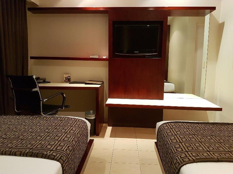 Lamana Hotel image