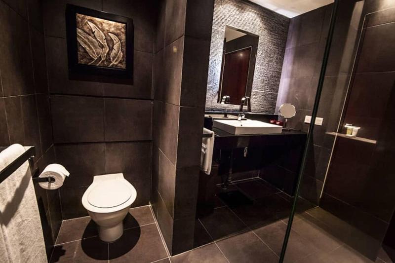 Lamana Hotel image