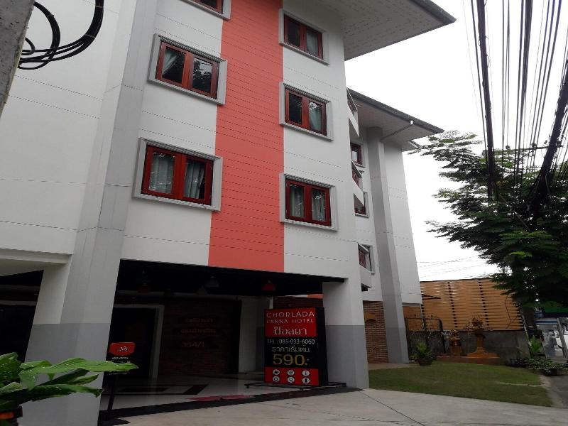 Chorlada Lanna Hotel