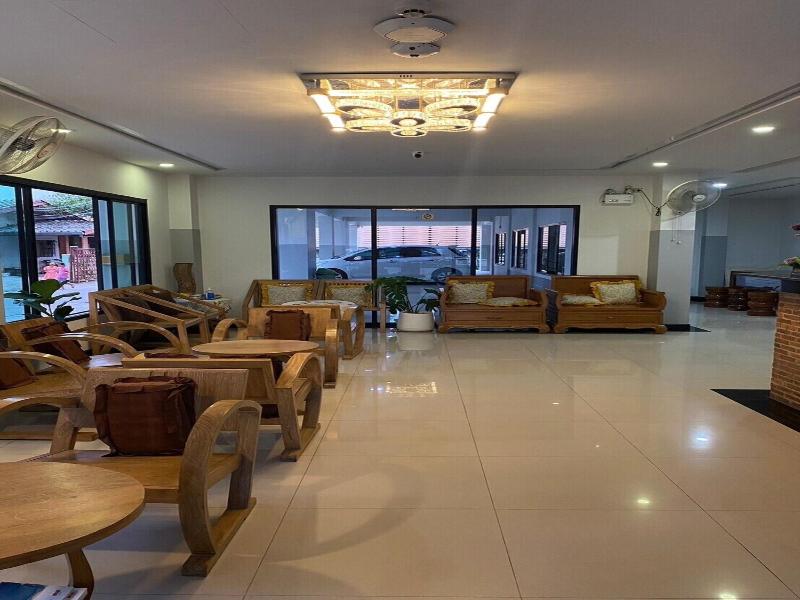 Chorlada Lanna Hotel