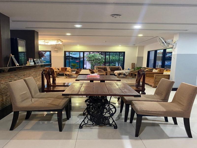 Chorlada Lanna Hotel