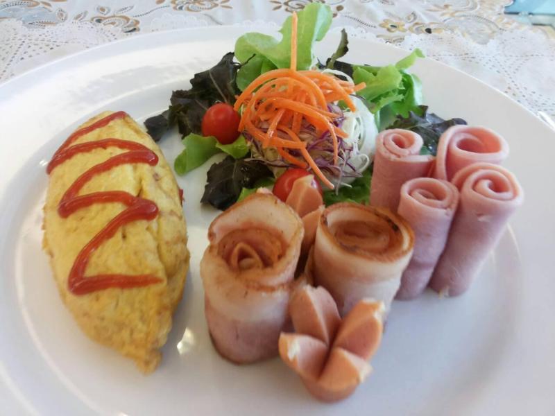 Seaview Sriracha Hotel image