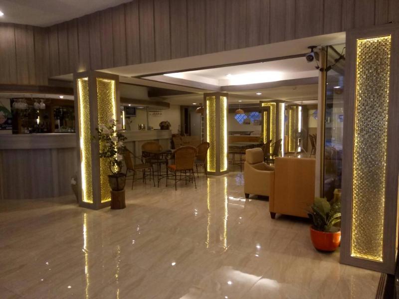 Seaview Sriracha Hotel image
