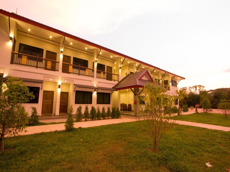 The Rise Resort Sukhothai Historical Park