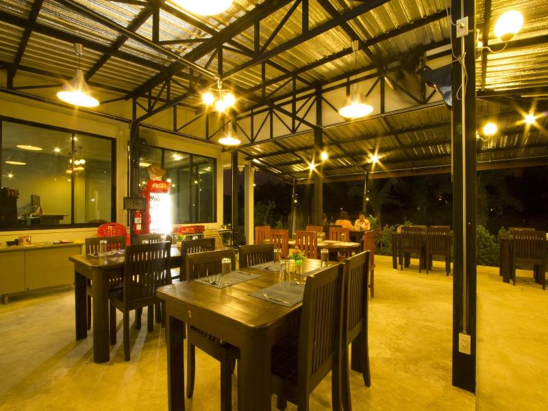 The Rise Resort Sukhothai Historical Park