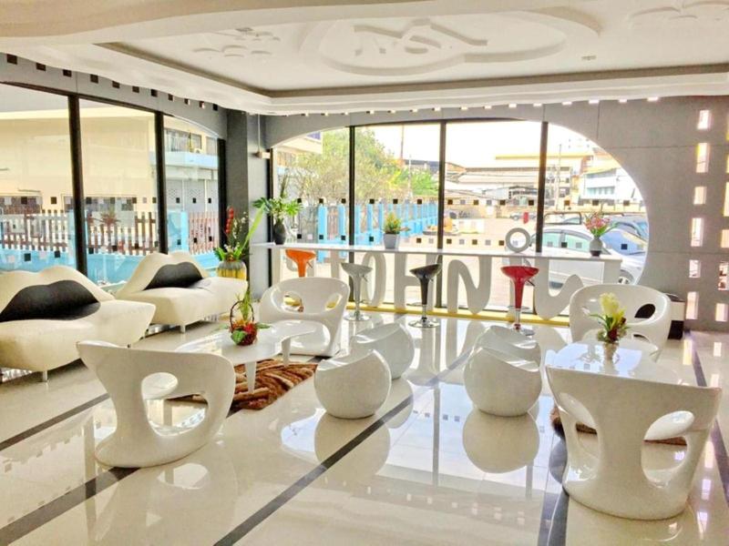 Win Hotel Phayao image