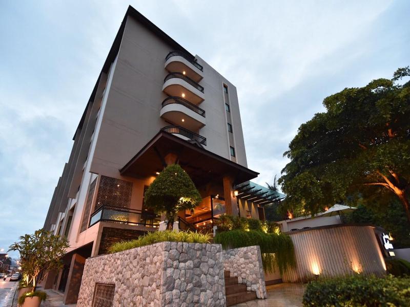 Leevana Hotel