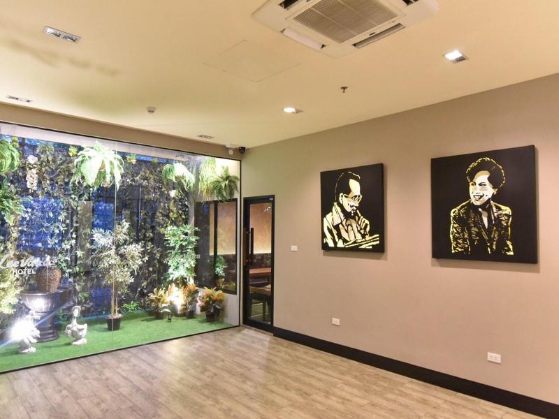 Leevana Hotel