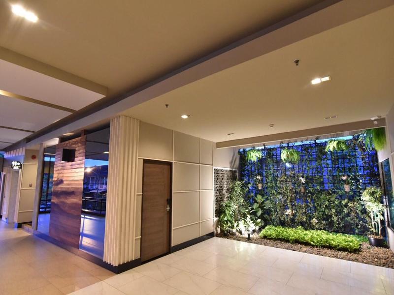 Leevana Hotel