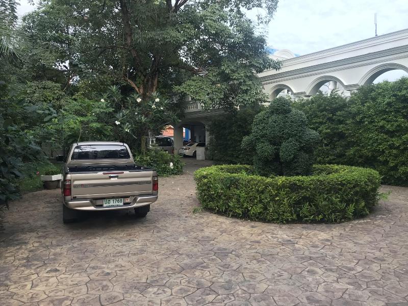 V20 Boutique Hotel image