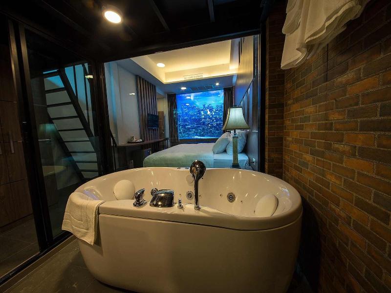 V20 Boutique Hotel image