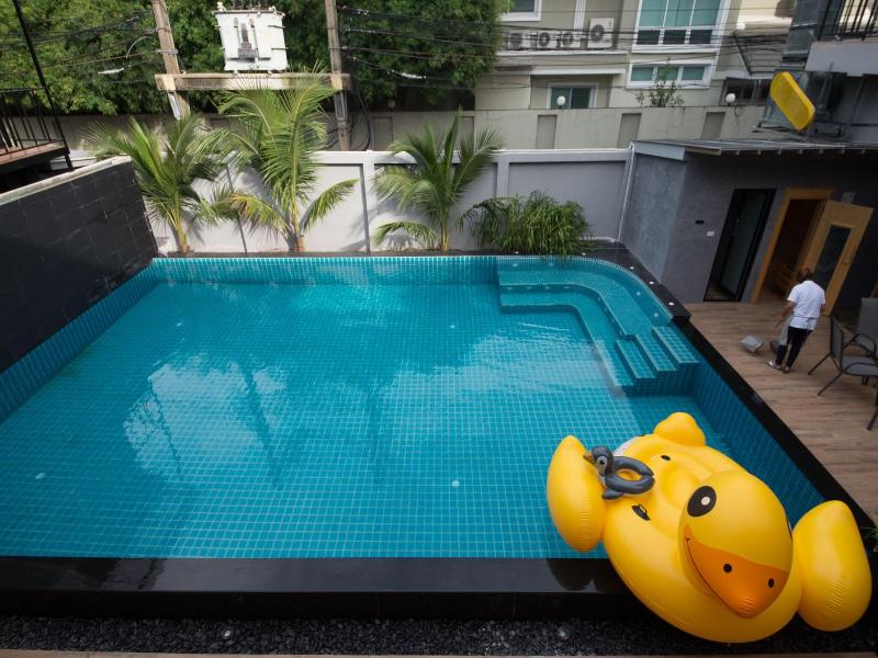 V20 Boutique Hotel image