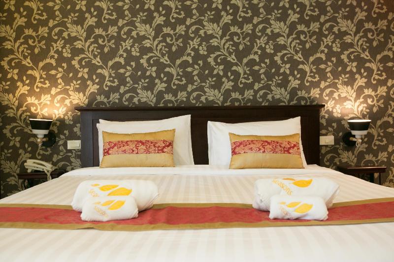 Seasons Riverside Hotel image