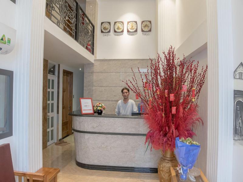 Laverne Hotel image