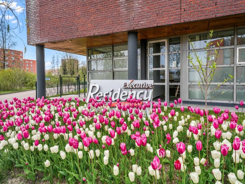 Executive Residency by Best W. Amsterdam Airport image