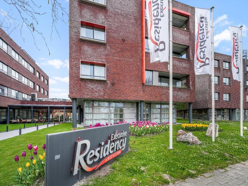 Executive Residency by Best W. Amsterdam Airport image