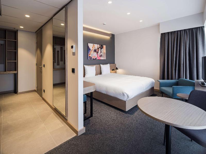 Executive Residency by Best W. Amsterdam Airport image