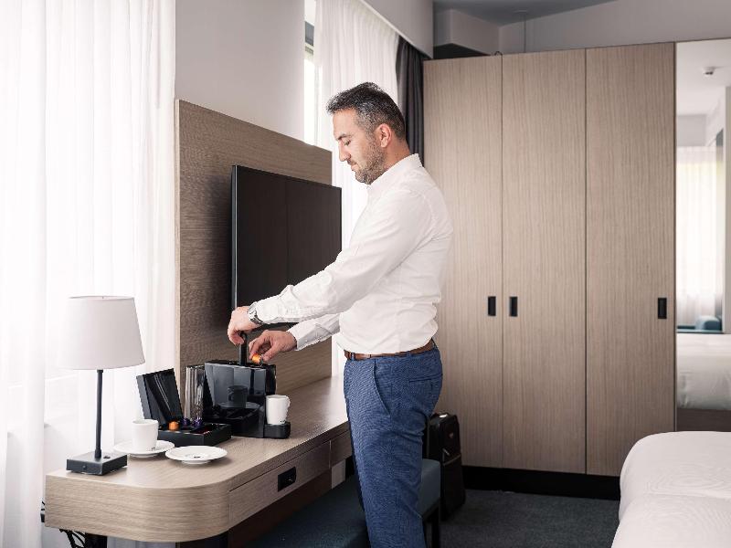 Executive Residency by Best W. Amsterdam Airport image