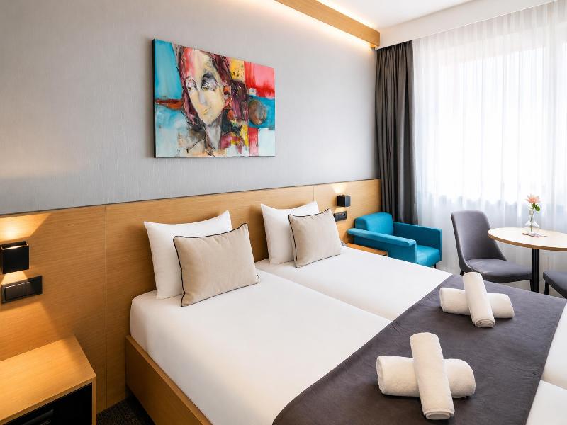 Executive Residency by Best W. Amsterdam Airport image