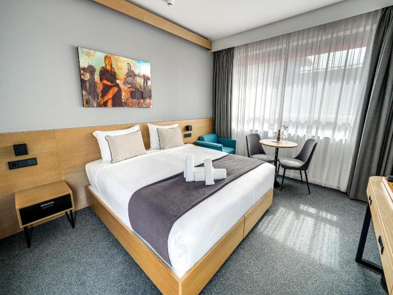 Executive Residency by Best W. Amsterdam Airport image