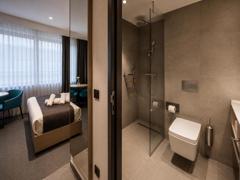 Executive Residency by Best W. Amsterdam Airport image