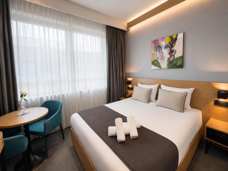 Executive Residency by Best W. Amsterdam Airport image