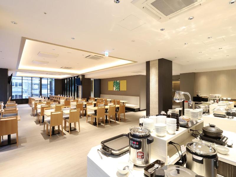Smile Hotel Premium Osaka Higashi Shinsaibashi image