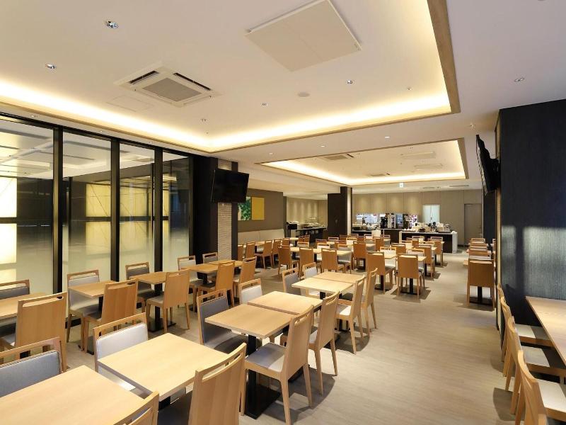 Smile Hotel Premium Osaka Higashi Shinsaibashi image