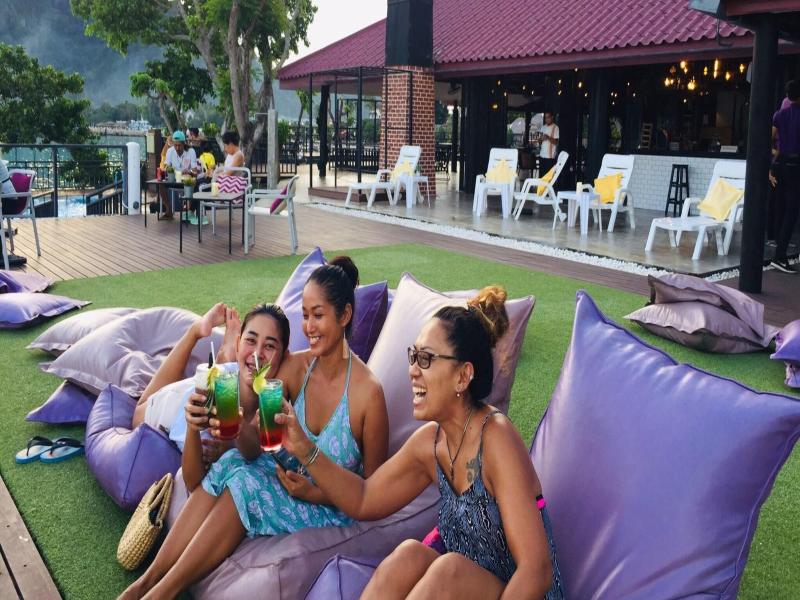 Phi Phi Donchukit Resort