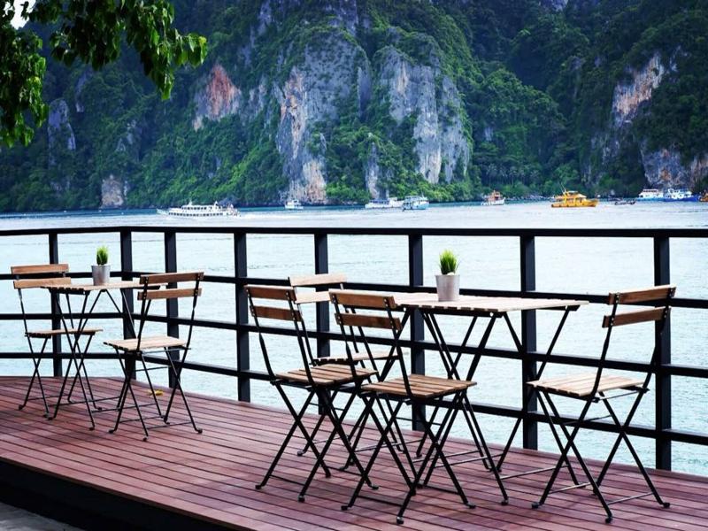 Phi Phi Donchukit Resort