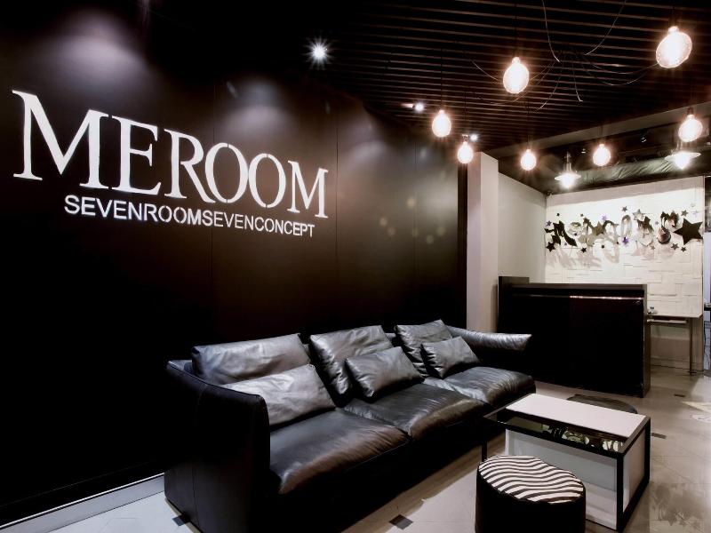 Me Room Hotel image