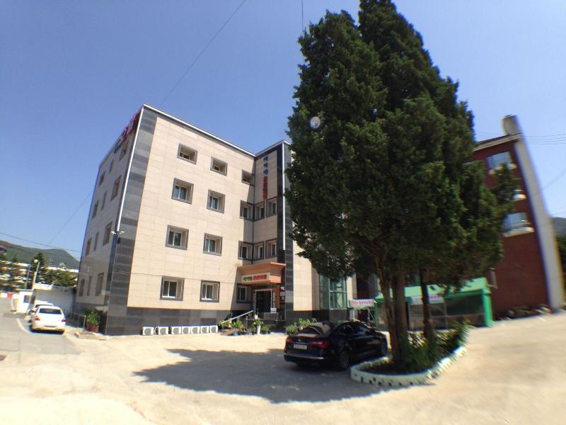 GOODSTAY SUANBO SAIPAN HOT SPRING HOTEL image