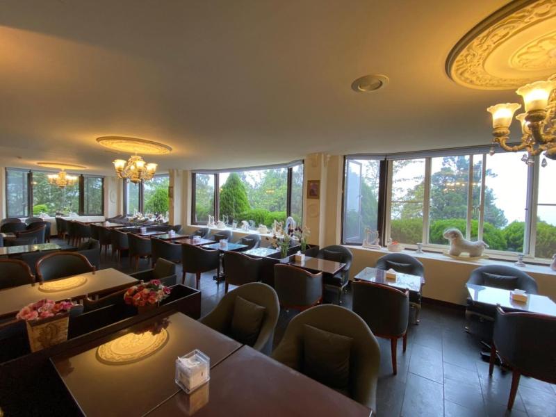 Cingjing Baiyun Resort image