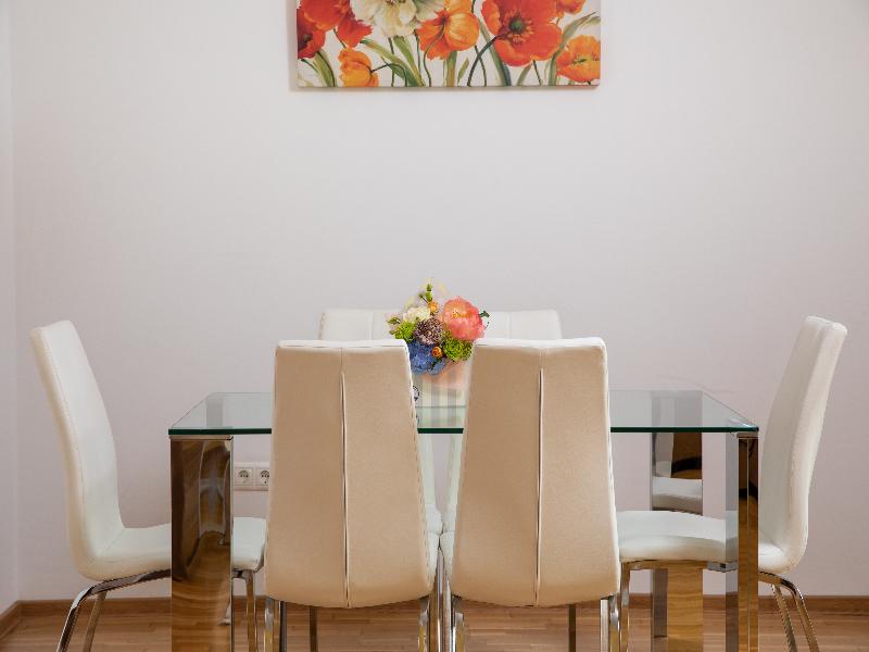 Brasov Holiday Apartments image