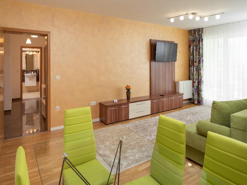 Brasov Holiday Apartments image