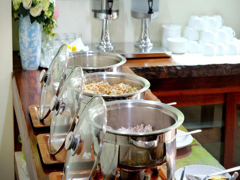 Baan Na Khon Hotel