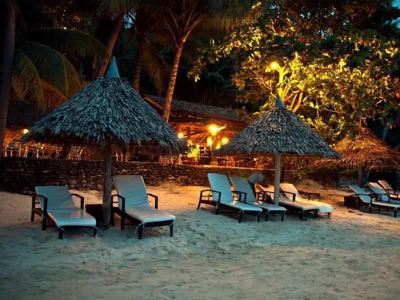 Easy Diving and Beach Resort image