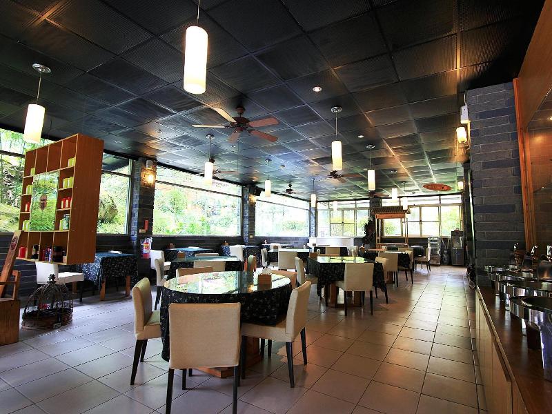 Ting Tau Garden Resort image