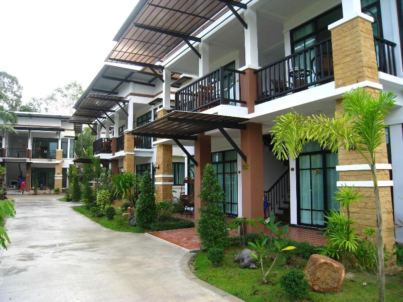 Nattha Waree Hot Spring Resort And Spa image