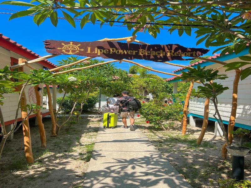 Lipe Power Beach Resort image