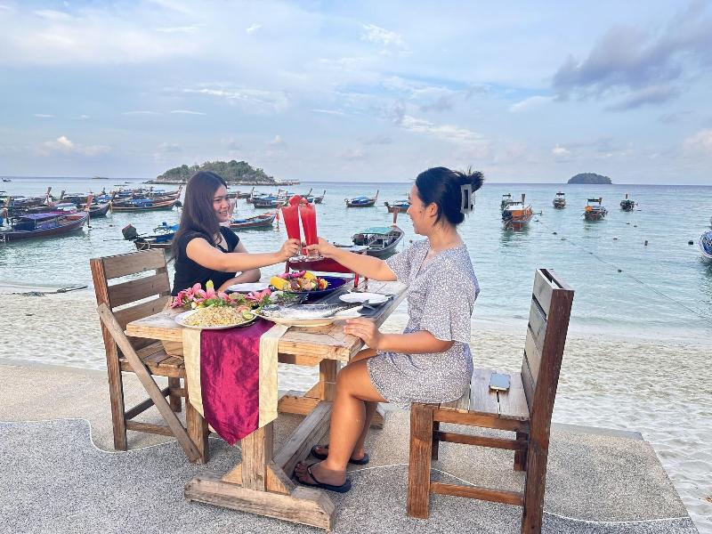 Lipe Power Beach Resort image