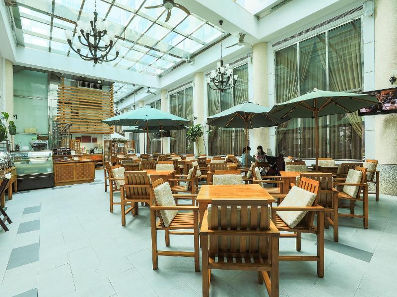 Yentai Hotel
