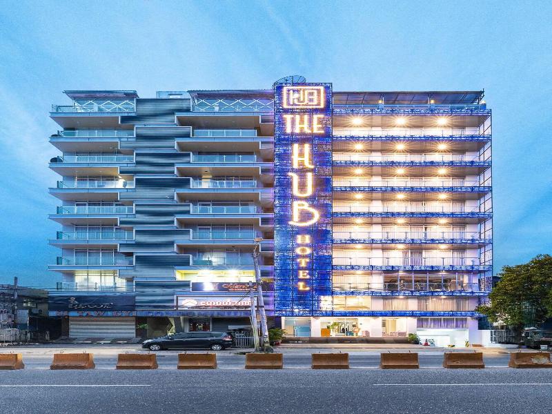 The Hub Hotel image
