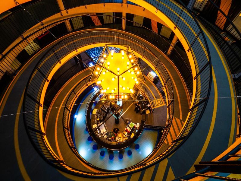 Hivetel image