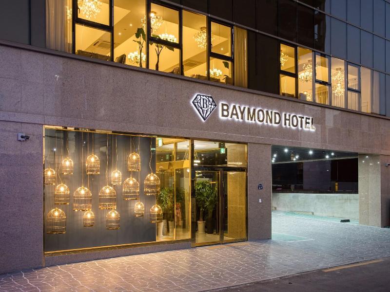 Baymond Hotel image