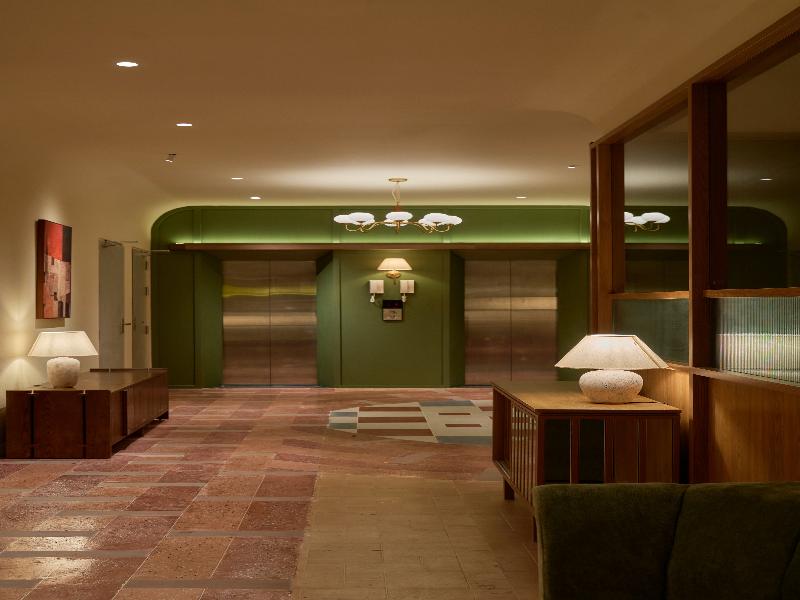 Len Hotel image